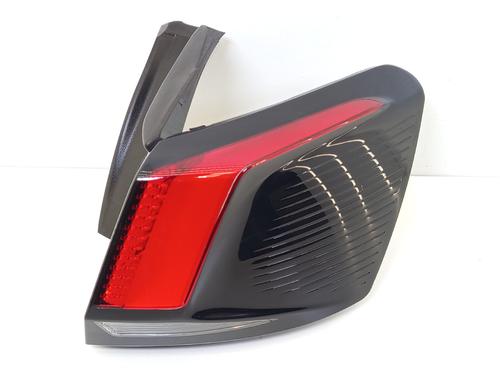 Right taillight PEUGEOT 3008 II SUV (MC_, MR_, MJ_, M4_) 1.6 BlueHDi 120 | BP32295049C35