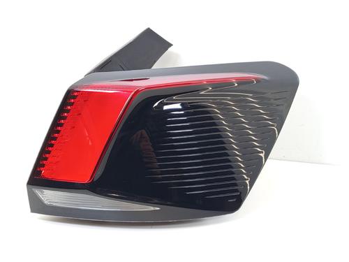 Right taillight PEUGEOT 3008 II SUV (MC_, MR_, MJ_, M4_) 1.6 BlueHDi 120 | BP32295049C35