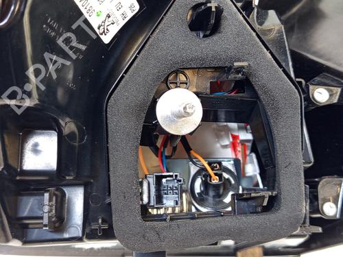 Right taillight PEUGEOT 3008 II SUV (MC_, MR_, MJ_, M4_) 1.6 BlueHDi 120 | BP32295049C35