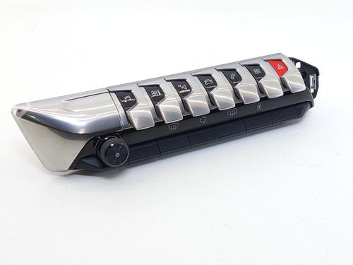 climate-control-peugeot-3008-ii-suv-mc_-mr_-mj_-m4_-2016-32295039 main image