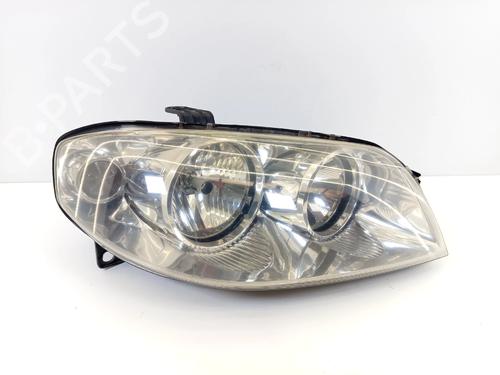 Used Right headlight Right headlight FIAT PUNTO (188_) 1.3 JTD 16V (70 hp) 33819008 33819008