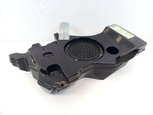 Used Speaker Speaker AUDI A3 Sportback (8PA) 2.0 TDI (140 hp) 33820426 33820426