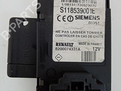 Used Card reader Card reader RENAULT MEGANE II Estate (KM0/1_) 1.9 dCi (KMRG, KM1G, KM0G, KM2C) (120 hp) 34190004 34190004