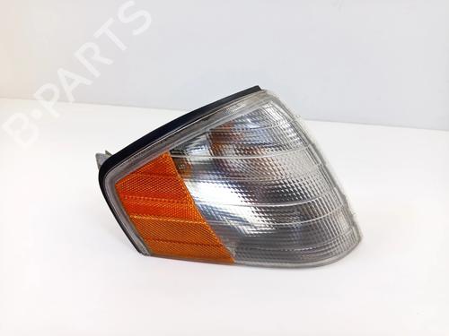 Blinklys foran høyre Blinklys foran høyre MERCEDES-BENZ SL (R129) 500 (129.067) (320 hp) 34252792 34252792