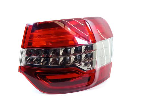 Used Right taillight Right taillight CITROËN C5 III (RD_) 1.6 HDi 110 (RD9HL0, RD9HR8, RD9HRA) (112 hp) 31064422 31064422