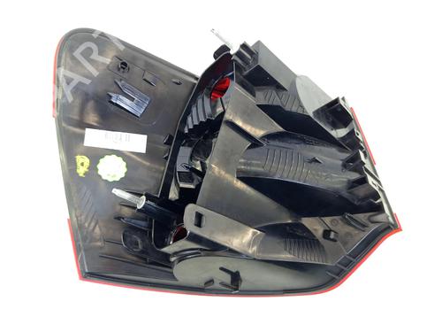 Right taillight CITROËN C5 III (RD_) 1.6 HDi 110 (RD9HL0, RD9HR8, RD9HRA) | BP31064422C35  - Image 9