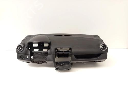 Used Dashboard Dashboard RENAULT CLIO IV (BH_) 1.5 dCi 90 (90 hp) 35738627 35738627