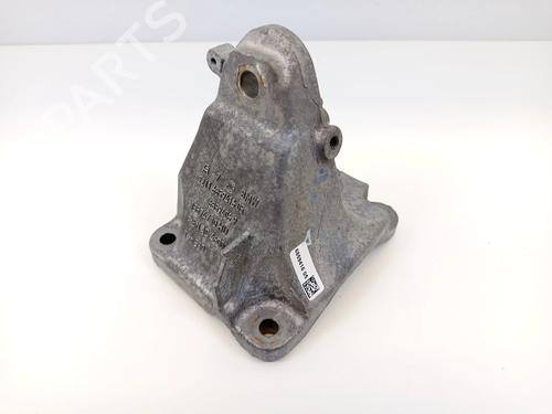 Used Engine mount Engine mount BMW 4 Gran Coupe (F36) 418 d (150 hp) 35738624 35738624