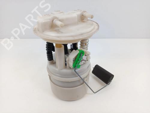 Used Fuel pump Fuel pump DACIA LOGAN II TCe 90 (L8MA, L8M1, L8AC) (90 hp) 35765515 35765515