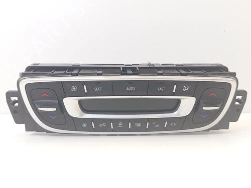 climate-control-renault-megane-iii-hatchback-bz01_-b3_-2008-36558595 main image
