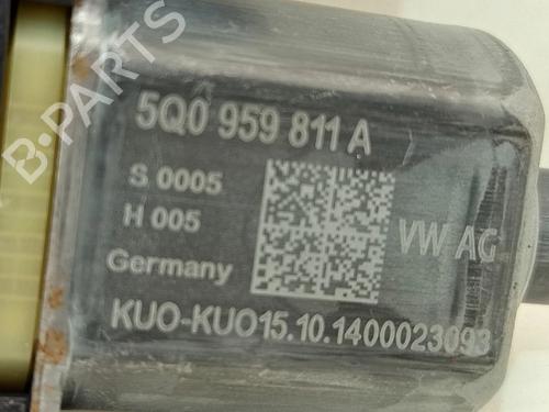 Left rear window motor SEAT LEON ST (5F8) 1.6 TDI 4Drive | BP37161757E23 - Image 3