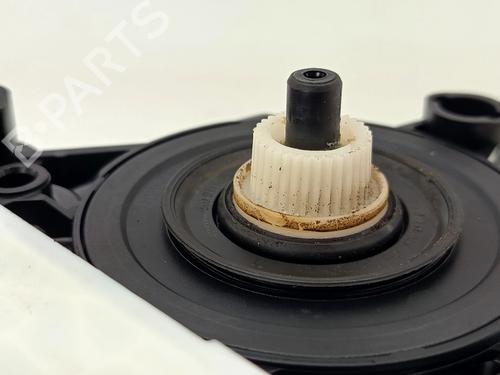 Right rear window motor SEAT LEON ST (5F8) 1.6 TDI 4Drive | BP37178657E22 - Image 6