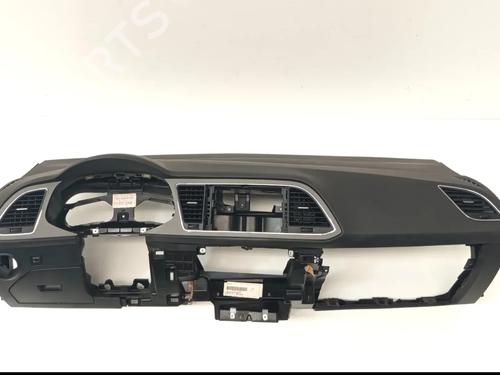 Used Dashboard Dashboard 37273228 37273228