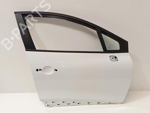 right-front-door-renault-clio-iv-hatchback-van-bh_-2014-2015-2016-2017-2018-2019-2020-2021-38859642 main image