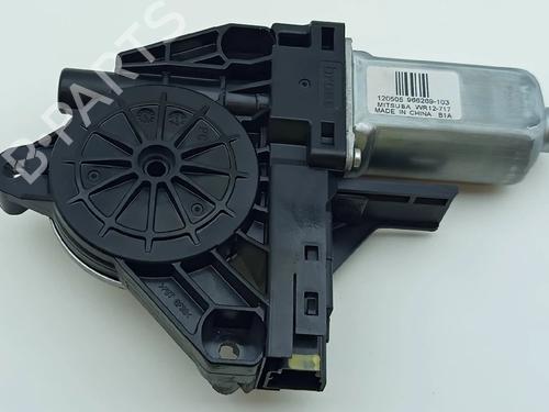 Right front window motor VOLVO V40 Hatchback (525) D2 | BP39144468E20 - Image 3