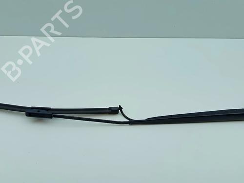 Used Front windshield wiper arm Front windshield wiper arm 39414490 39414490