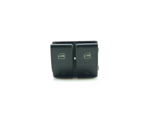 Venstre fortil elrude kontakt Venstre fortil elrude kontakt SEAT IBIZA III (6L1) 1.2 12V (70 hp) 39689395 39689395
