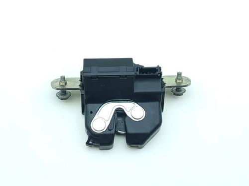Bagklap lås Bagklap lås FIAT 500 (312_) 1.3 D Multijet (312AXE1A) (95 hp) 39747947 39747947