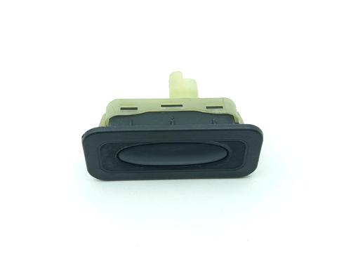 Used Tailgate handle Tailgate handle RENAULT CLIO III (BR0/1, CR0/1) 1.5 dCi (BR17, CR17) (86 hp) 39884625 39884625