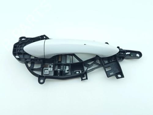 Højre bagtil udvendigt håndtag Højre bagtil udvendigt håndtag OPEL ASTRA K Sports Tourer (B16) 1.6 CDTi (35) (110 hp) 39890925 39890925