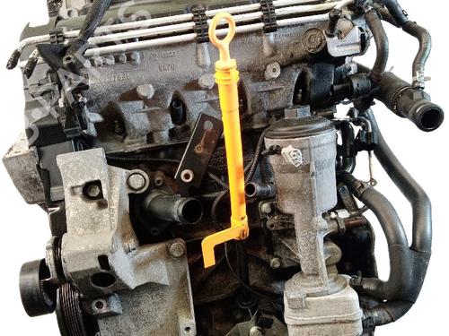 Motor für SKODA ROOMSTER (5J7) 1.9 TDI (105 hp) 21036168