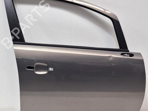 Used Right front door OPEL CORSA D (S07) 1.2 (L08, L68) (86 hp) 21042117