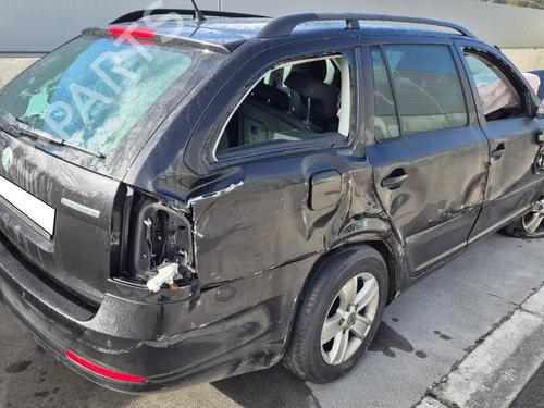 Left front window switch SKODA OCTAVIA II Combi (1Z5) 1.6 TDI | BP25833715I27  - Image 12