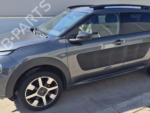 Brugte CITROËN C4 CACTUS 1.2 VTi 82 4895579