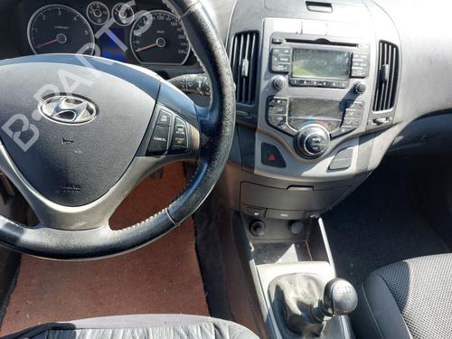 Warning switch HYUNDAI i30 Estate (FD) 1.6 CRDi | BP27683830I22  - Image 10