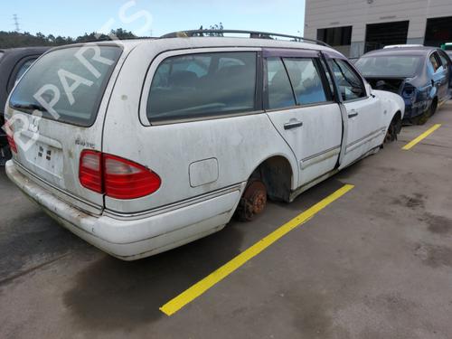 Left tailgate light MERCEDES-BENZ E-CLASS (W210) E 430 (210.070) | BP34006702C79 - Image 10
