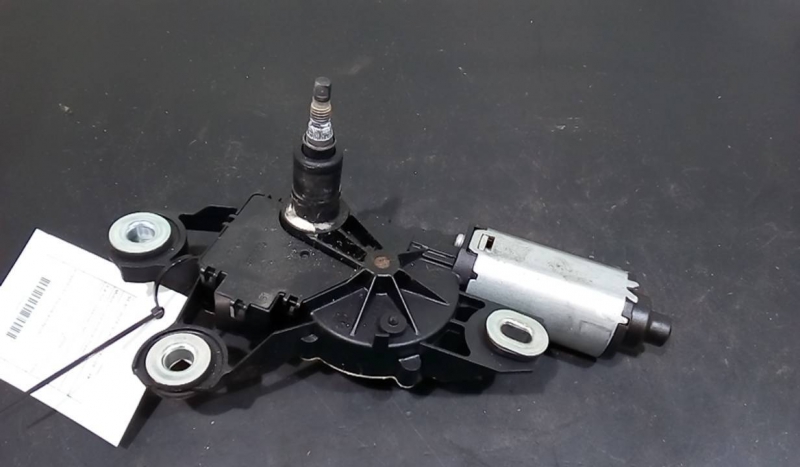 Rear wiper motor SEAT IBIZA IV (6J5, 6P1) 1.4 TDI 6429895 | B-Parts