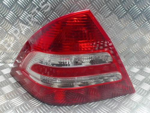 Used Left taillight MERCEDES-BENZ C-CLASS (W203) C 180 Kompressor (203.046) (143 hp) 31236552