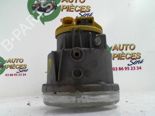 Right front fog light PEUGEOT 1007 (KM_) 1.6 16V | BP25401322C31