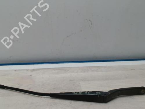 Used Front windshield wiper arm PEUGEOT 308 I (4A_, 4C_) 1.6 16V (150 hp) 28534917