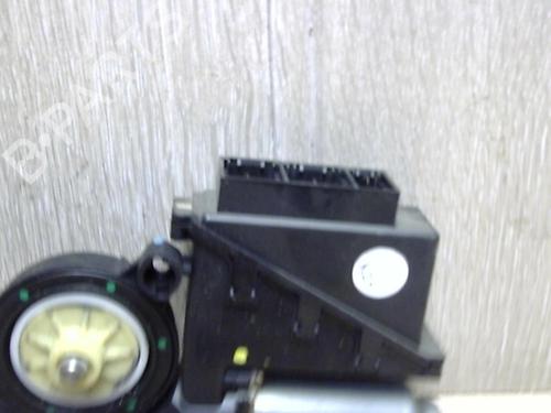 Right front window motor VW POLO IV (9N_, 9A_) 1.2 12V | BP25410327E20