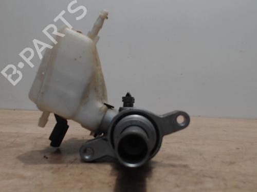 Used Brake master cylinder Brake master cylinder PEUGEOT 308 II (LB_, LP_, LW_, LH_, L3_) 1.2 VTi 72 (82 hp) 25413492 25413492
