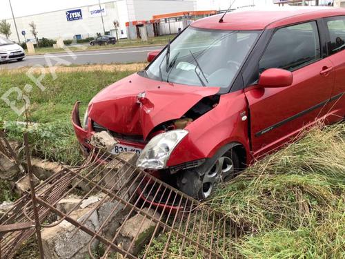 Front left door window SUZUKI SWIFT III (MZ, EZ) 1.3 DDiS (RS413D) | BP25387049C18 