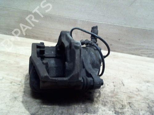 Used Right front brake caliper MERCEDES-BENZ E-CLASS (W211) E 270 CDI (211.016) (177 hp) 25414568