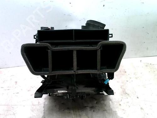 Heater matrix box TOYOTA YARIS (_P13_) 1.4 D (NLP130_, NLP130) | BP31233259M61