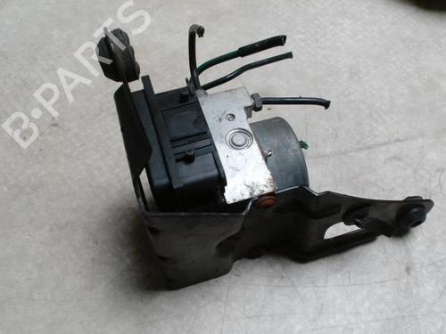 Used ABS pump RENAULT SCÉNIC II (JM0/1_) 1.5 dCi (JM1E, JM16) (106 hp) 31231631