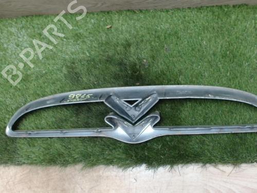 Used Grille Grille CITROËN SAXO (S0, S1) 1.5 D (54 hp) 34417178 34417178