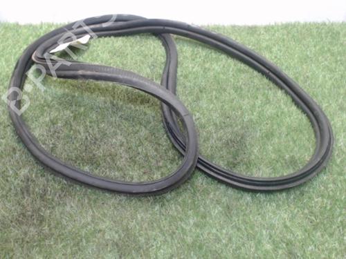 rubber-door-seal-ford-fiesta-vi-cb1-ccn-2008-25409563 main image