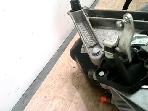 Gearbox RENAULT CLIO III (BR0/1, CR0/1) 1.5 dCi | BP25421401M3 