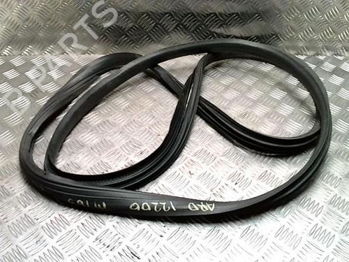 Gummiliste MERCEDES-BENZ M-CLASS (W163) ML 270 CDI (163.113) (163 hp) 31227052