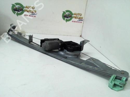 Right front window switch RENAULT SCÉNIC II (JM0/1_) 1.5 dCi (JM1E, JM16) | BP25401375I26 