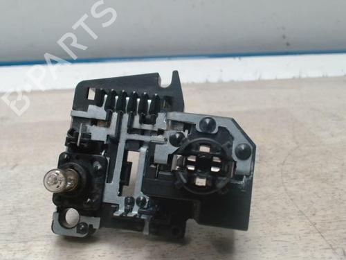 Éclairage de plaque d'immatriculation AUDI A6 C6 Avant (4F5) 2.7 TDI (190 hp) 31220820