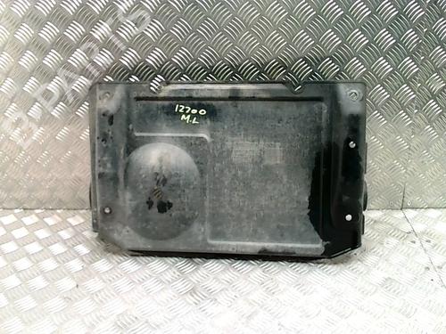 Used Underbody protection MERCEDES-BENZ M-CLASS (W163) ML 270 CDI (163.113) (163 hp) 30978649