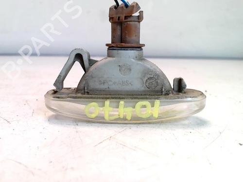 Pisca lateral esquerdo FIAT PUNTO EVO (199_) 1.3 D Multijet (199AXC1A, 199BXC1A, 199AXT1A, 199BXT1A) (75 hp) 31220520