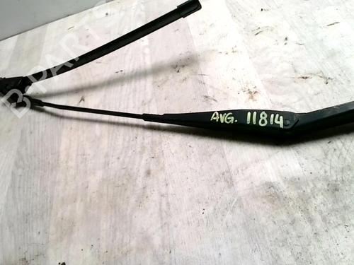 Used Front windshield wiper arm FORD FOCUS II (DA_, HCP, DP) 1.8 TDCi (115 hp) 25429034