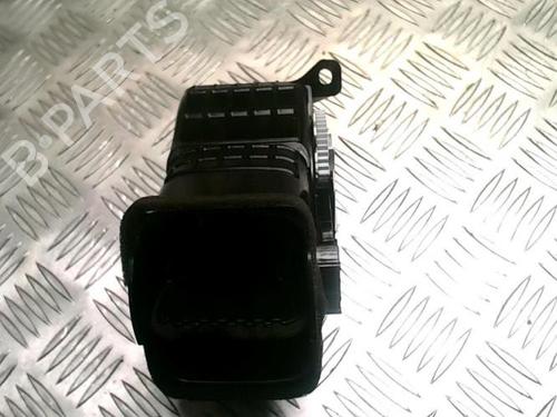 Air vent TOYOTA COROLLA Verso (ZER_, ZZE12_, R1_) 2.2 D-4D (AUR10_, AUR10R) | BP25617739I21 